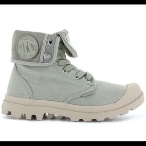 NWB Palladium Boots Baggy canvas high tops